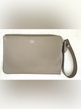FENDI Authentic Roma Taupe Leather Zip Pouch Wristlet EUC